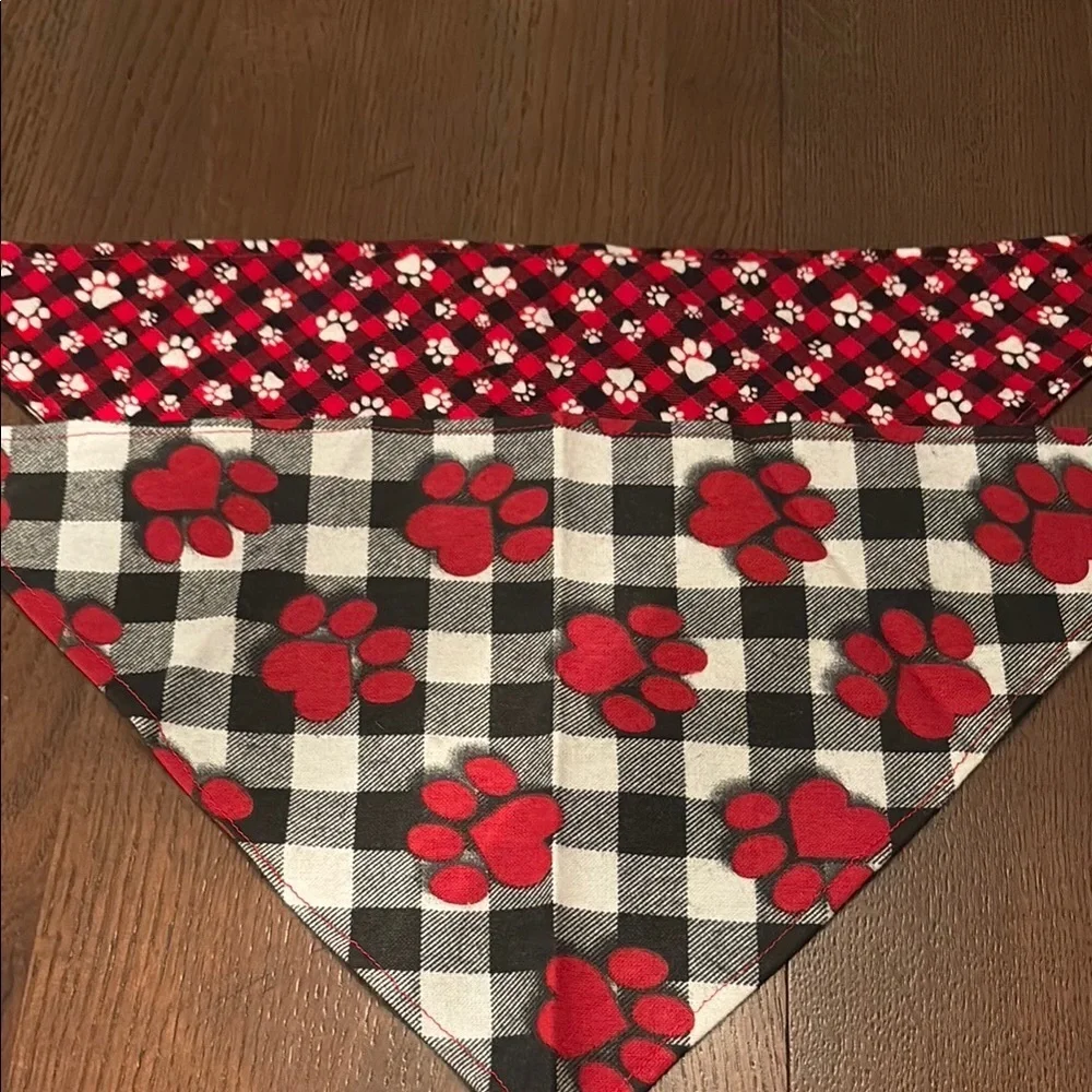Red and Black Plaid Dog Bandana -1 reversible